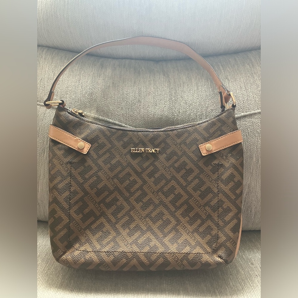 Ellen Tracy shoulder bag